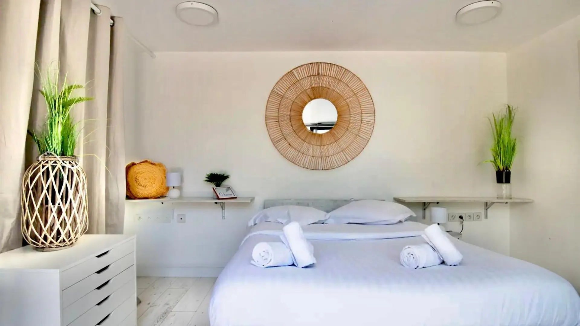 Discreet & Luxurious Villa - Lille Mons-en-Baroeul France