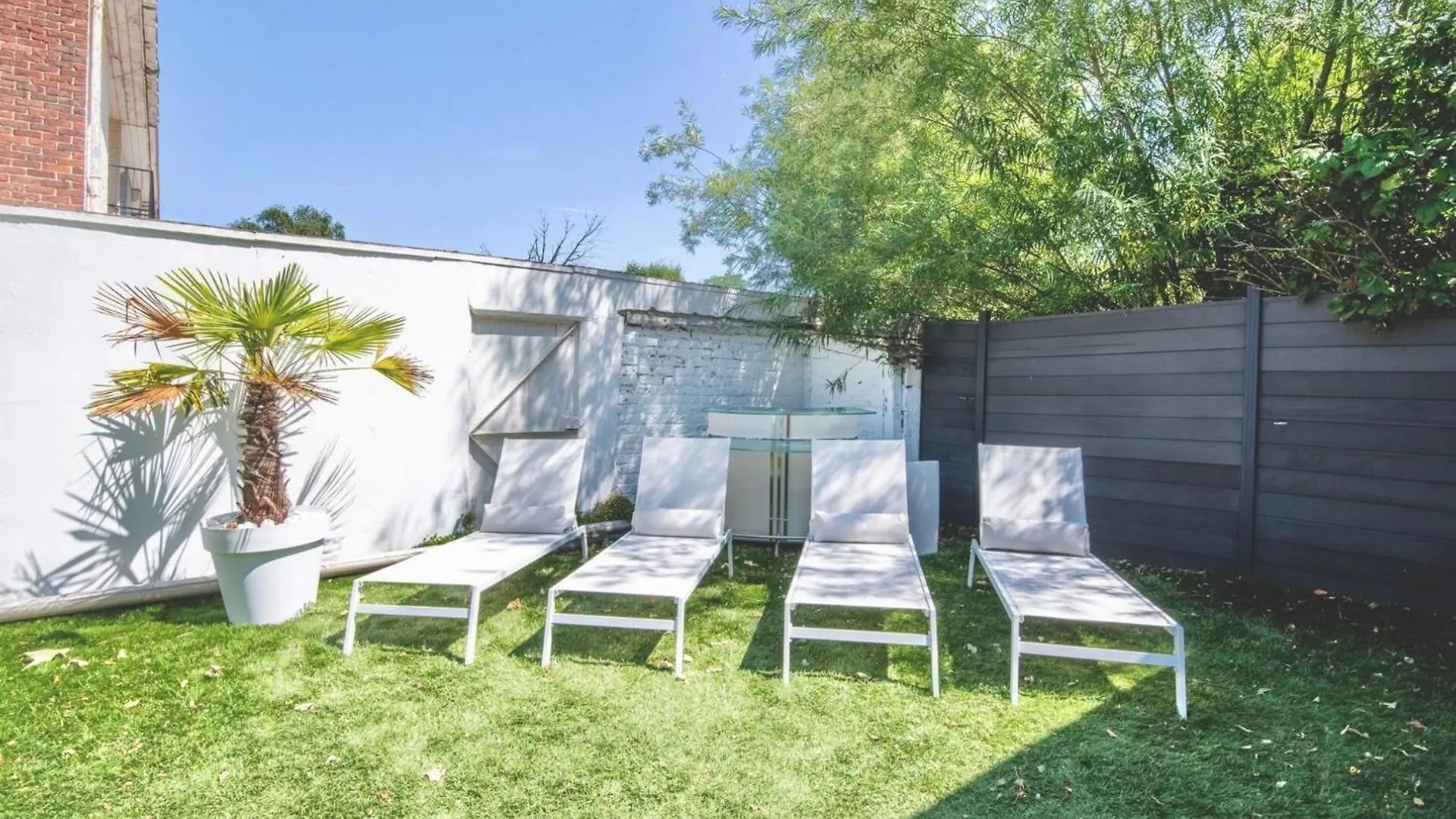 Discreet & Luxurious Villa - Lille Mons-en-Baroeul 0*,  France